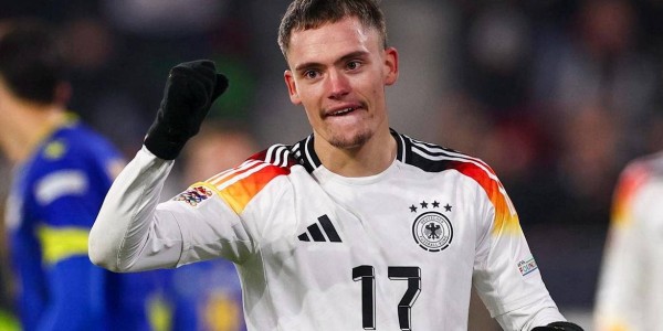 利物浦刷新队史纪录！签下维尔茨引热议，球迷竖大拇指