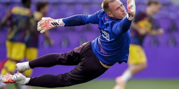 西甲队医：特狮康复过程将很复杂，门将频繁扭转对脊椎背肌负担大