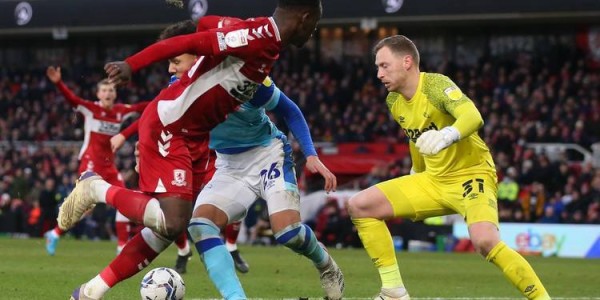 德甲焦点战：海登海姆 VS 埃弗斯堡，谁主沉浮？