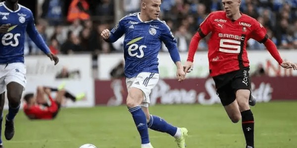 法甲焦点战：斯特拉斯堡主场迎战梅斯，保级与欧战资格的生死对决