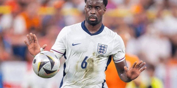 红军防线再升级！利物浦4000万镑冲刺格伊，引援野心尽显