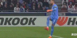 欧联：2-0，24岁国际米兰旧将无敌鱼跃冲顶，助法甲第2迎来2连胜